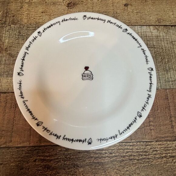 Pottery Barn Dessert Set Of 4 8.25" Plates Strawberry Shortcake Brownie Ala Mode - Picture 6 of 9